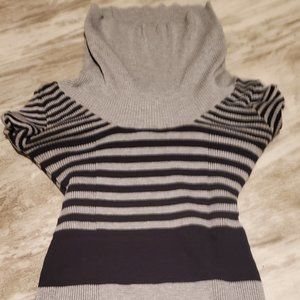 Long hooded sweater / sweater dress